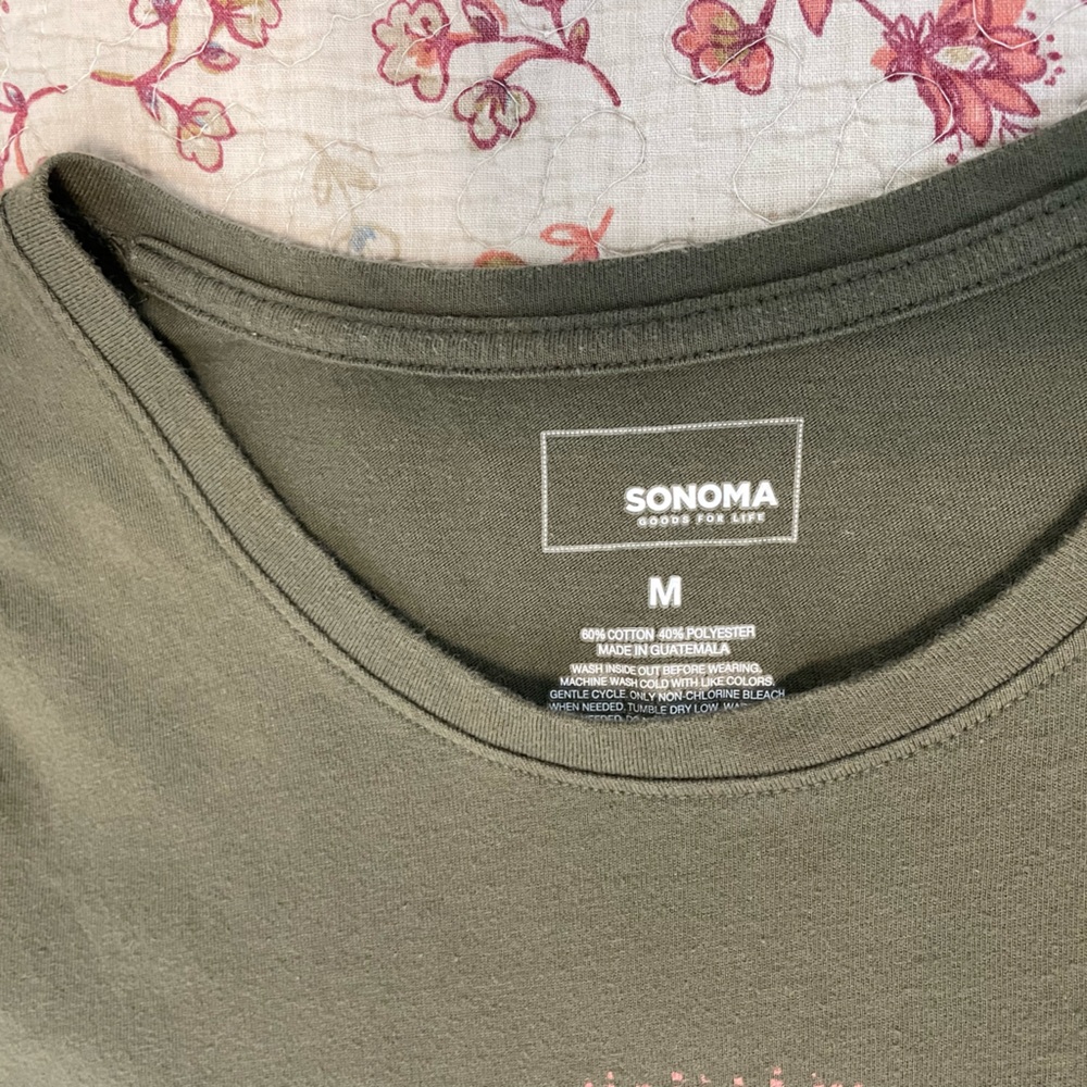 Green bring on the sunshine T-shirt - Picture 2 of 4